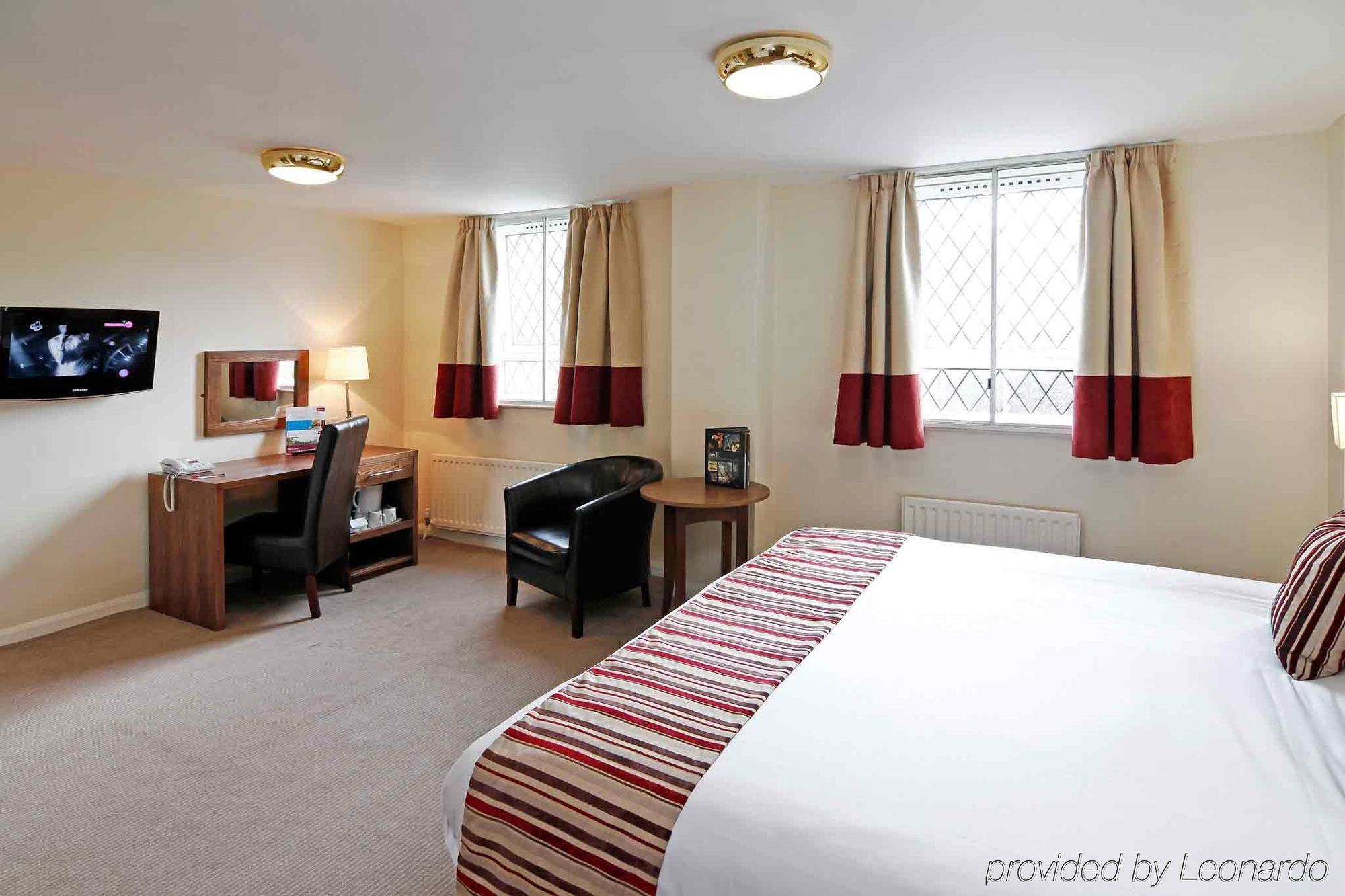 Wolverhampton Goldthorn Hotel Room photo